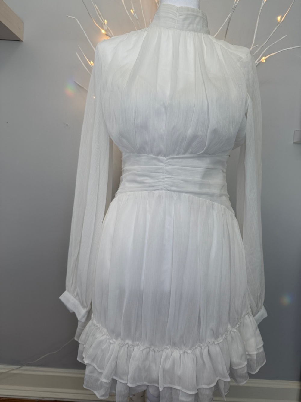 Gorgeous NWOT hello Molly White  event dress. Sz small peekaboo back mini dress.